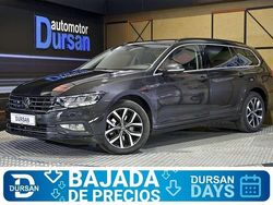 Gris Usado 2022 VW Passat Executive Familiar | 24.690 € (Caro)