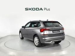 Gris Usado 2023 Skoda Kamiq Style SUV | 20.500 € (Precio justo)