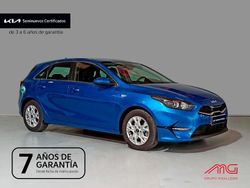 Azul Usado 2024 Kia Ceed Berlina | 20.600 € (Precio justo)