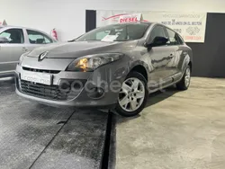 Gris / plata Usado 2011 Renault Mégane GrandTour Familiar | 7500 € (Un poco caro)