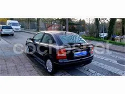 Negro Usado 2002 Opel Astra Club Berlina | 1700 € (Un poco caro)