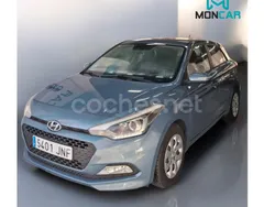 Azul Usado 2016 Hyundai i20 Berlina | 7990 € (Precio justo)