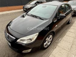 Negro Usado 2011 Opel Astra Enjoy Berlina | 5200 € (Precio justo)