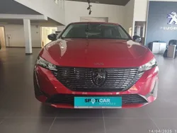 Rojo Nuevo 2025 Peugeot e-308 Allure Utilitario | 34.400 €