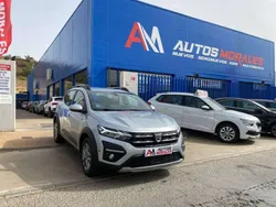 Plateado Usado 2022 Dacia Sandero Expression Utilitario | 15.950 € (Un poco caro)