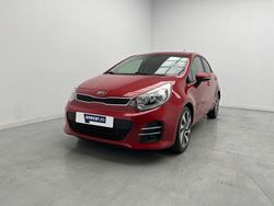 Rojo Usado 2016 Kia Rio Berlina | 9890 € (Precio justo)