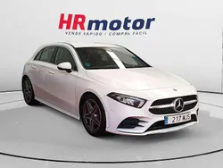 Blanco Usado 2023 Mercedes A180 AMG line Utilitario | 27.640 € (Precio justo)