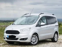 Blanco Usado 2017 Ford Tourneo Courier Titanium Monovolumen | 14.000 € (Un poco caro)