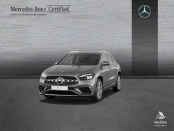 Gris Nuevo 2024 Mercedes GLA200 SUV | 45.900 €