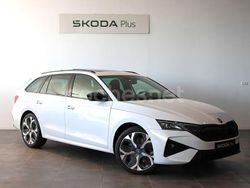 Blanco Nuevo 2025 Skoda Octavia RS Familiar | 43.990 € (Un poco caro)