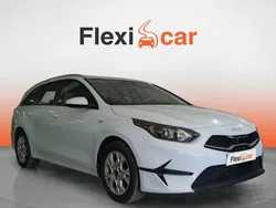 Blanco Usado 2022 Kia Ceed Familiar | 12.990 € (Buen precio)