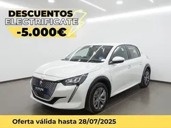 Blanco Usado 2021 Peugeot e-208 Active Utilitario | 23.995 € (Caro)