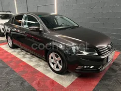 Negro Usado 2011 VW Passat Advance Berlina | 10.990 € (Precio justo)