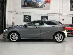 Gris Usado 2017 Mercedes A180 Utilitario | 16.900 € (Precio justo)
