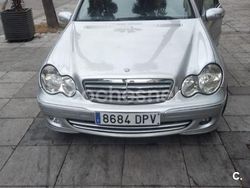 Gris / plata Usado 2005 Mercedes C220 Avantgarde Berlina | 5900 € (Buen precio)