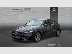 Negro noche Usado 2024 Mercedes A180 AMG line Berlina | 31.990 € (Precio justo)