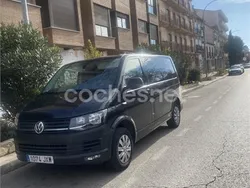 Negro Usado 2017 VW Caravelle Trendline Monovolumen | 22.900 € (Buen precio)