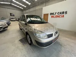 Beige Usado 2006 Renault Scénic II Authentique Monovolumen | 3590 € (Precio justo)