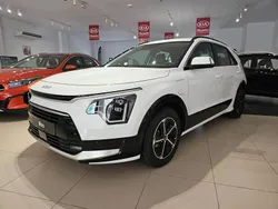 Blanco Usado 2023 Kia Niro SUV | 34.533 €
