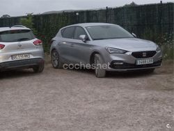 Gris / plata Usado 2021 Seat Leon Style Berlina | 26.000 €