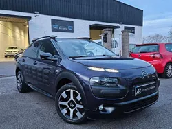 Azul Usado 2017 Citroën C4 Cactus Feel Utilitario | 9899 € (Precio justo)