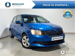 Azul Usado 2016 Skoda Fabia Ambition Berlina | 8400 € (Precio justo)