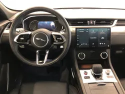 Fuji white Usado 2022 Jaguar F-Pace R-Dynamic SUV | 49.900 € (Precio justo)