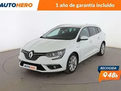 Blanco Usado 2018 Renault Mégane IV Zen Berlina | 13.099 € (Un poco caro)