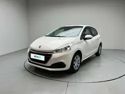 Blanco banquise Usado 2018 Peugeot 208 Active Utilitario | 11.500 € (Precio justo)