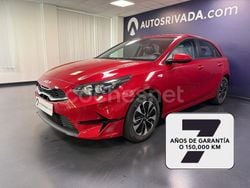 Rojo Nuevo 2025 Kia Ceed Utilitario | 19.900 € (Buen precio)