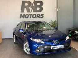 Azul Usado 2019 Toyota Camry Advance Berlina | 24.490 € (Un poco caro)