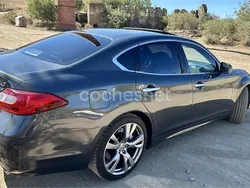 Gris / plata Usado 2014 Infiniti Q70 Premium Berlina | 15.000 €