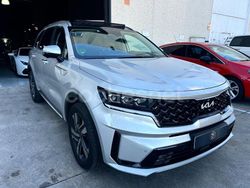Gris / plata Usado 2022 Kia Sorento SUV | 30.999 € (Buen precio)