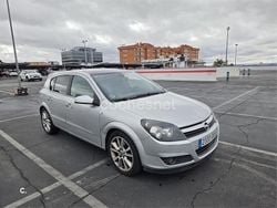Gris / plata Usado 2006 Opel Astra Elegance Berlina | 2500 € (Precio justo)
