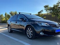 Negro Usado 2012 Toyota Avensis Advance Familiar | 7199 € (Precio justo)