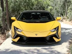 Amarillo Usado 2023 Lamborghini Huracán Coupe | 368.000 € (Caro)