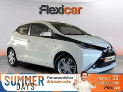 Blanco Usado 2017 Toyota Aygo X-cite Utilitario | 11.790 € (Un poco caro)