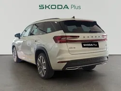 Gris plata Nuevo 2025 Skoda Kodiaq SportLine SUV | 44.990 € (Un poco caro)