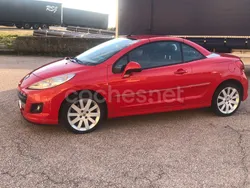 Rojo Usado 2011 Peugeot 207 CC Descapotable | 5300 € (Buen precio)