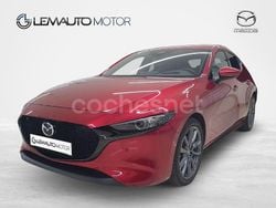 Rojo Usado 2023 Mazda 3 Exclusive-Line Berlina | 25.499 € (Precio justo)