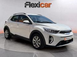 Blanco Usado 2022 Kia Stonic SUV | 14.690 € (Precio justo)