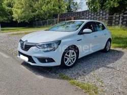 Blanco Usado 2021 Renault Mégane IV Business Berlina | 13.500 € (Precio justo)