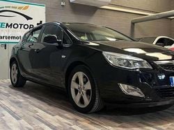 Negro Usado 2011 Opel Astra Sport Utilitario | 7499 € (Precio justo)