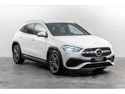 Blanco Usado 2023 Mercedes GLA180 SUV | 35.200 € (Precio justo)
