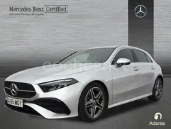 Gris / plata Usado 2023 Mercedes A180 Berlina | 30.900 € (Precio justo)