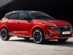 Gris Usado 2024 Nissan Qashqai Acenta SUV | 23.900 € (Buen precio)