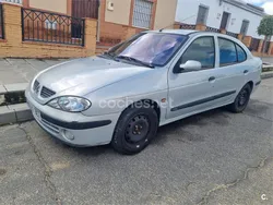 Gris / plata Usado 2002 Renault Mégane GrandTour Expression Familiar | 3500 €