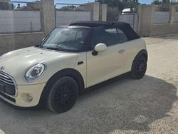 Beige Usado 2016 Mini Cooper D Cabriolet Descapotable | 10.899 €