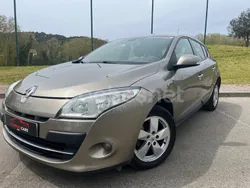 Beige Usado 2007 Renault Mégane II Authentique Berlina | 5490 € (Caro)