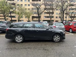 Negro Usado 2021 Kia Ceed Familiar | 21.900 €
